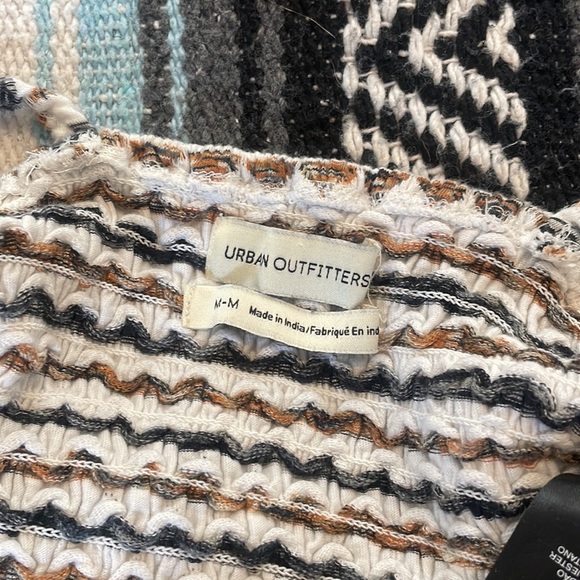 Urban Outfitters crop tank - Picture 2 of 2